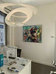 Merk aan de muur Jasper van den Oever